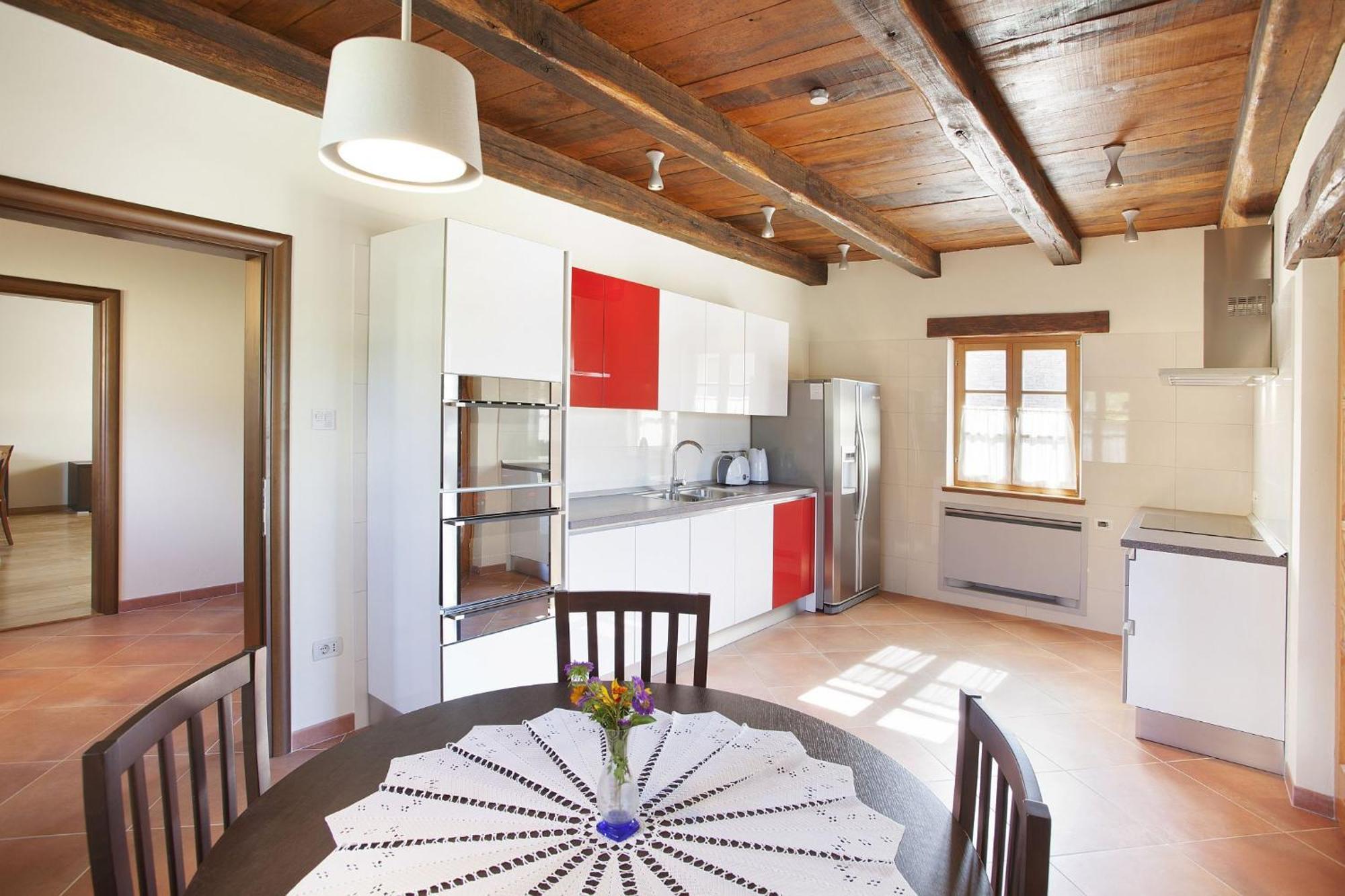 Villa Poropati, Groznjan, Istria - Luxury Countryside Estate For Up To 19 Persons - Large Pool Of 80M2 With Kids Section Екстериор снимка